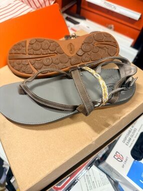 Women’s Chaco sandals size 8